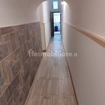 Affitto 2 camera appartamento di 65 m² in Taranto