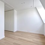 Huur 4 slaapkamer appartement van 220 m² in Brussel