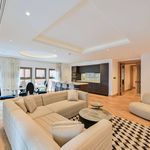 Rent 3 bedroom flat of 145 m² in London