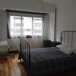Alquilar 3 dormitorio apartamento en Etxebarri