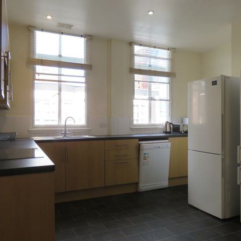 Flat to rent in Fore Street, Exeter EX4