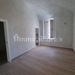 Affitto 3 camera appartamento di 135 m² in Vercelli