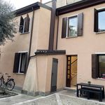Affitto 5 camera casa di 75 m² in Padova