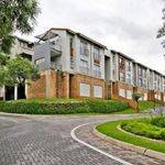 Rent 1 bedroom apartment of 73 m² in Johannesburg