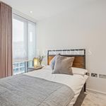 Rent 2 bedroom apartment of 9276 m² in London