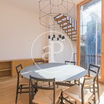 Rent 3 bedroom house of 200 m² in Barcelona