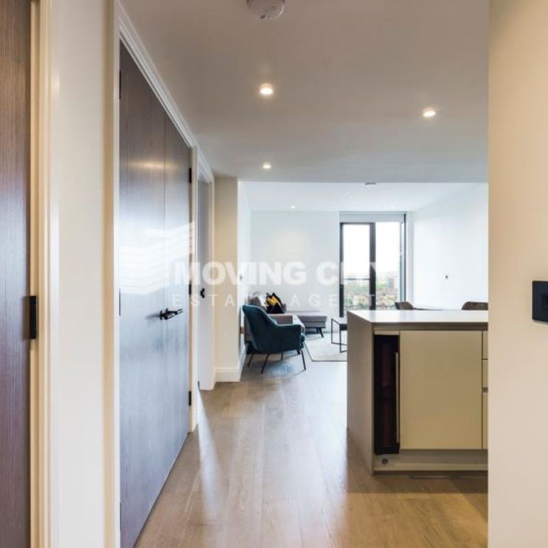 1 bedroom, 1 bathroom Apartment to rent in The Dumont, Albert Embankment, SE1 | Moving City Estate Agents Vauxhall