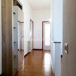 Affitto 2 camera appartamento di 65 m² in Monza