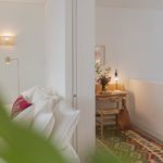 Rent 4 bedroom house of 368 m² in Funchal