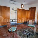 Rent 2 bedroom apartment of 60 m² in Naples