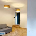 Affitto 4 camera appartamento di 70 m² in Bologna