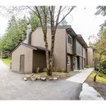Rent 2 bedroom apartment of 98 m² in North Vancouver