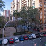 Rent 1 bedroom apartment of 32 m² in València