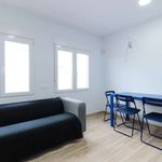 Rent 3 bedroom apartment of 80 m² in l'Hospitalet de Llobregat