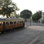 Rent a room of 120 m² in Porto