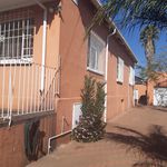 Rent 3 bedroom house of 545 m² in Johannesburg