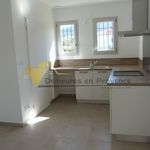 Rent 3 bedroom apartment of 76 m² in Sablet