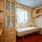 Rent 4 bedroom house in Praha
