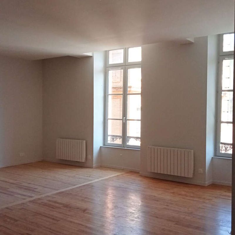 Location appartement 4 pièces 138 m² Montauban (82000)