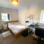 Rent 8 bedroom flat in Nottingham