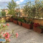 Rent 5 bedroom apartment of 140 m² in Roma