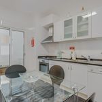 Rent 2 bedroom apartment of 100 m² in Caniço