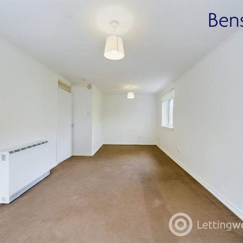 2 Bedroom Flat to Rent at East-Kilbride, East-Kilbride-Central-North, Glasgow, South-Lanarkshire, England East Kilbride