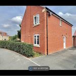 Rent 4 bedroom house in Chesterfield