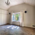 Rent 4 bedroom house of 250 m² in Overijse