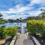 Rent 3 bedroom house of 938 m² in Sunshine Coast