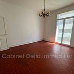 Rent 3 bedroom apartment of 67 m² in Toulon