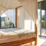 Rent 4 bedroom house of 180 m² in Azur