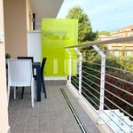 Affitto 3 camera appartamento di 65 m² in Giulianova
