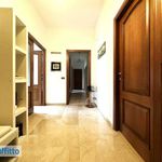 Rent 5 bedroom apartment of 148 m² in Roma