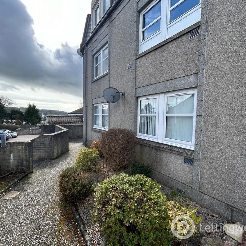 2 Bedroom Flat to Rent at Aberdeen-City, Cults, Lower-Deeside, England