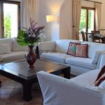 Rent 4 bedroom house of 250 m² in San Roque