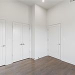 Rent 1 bedroom apartment of 650 m² in Rye