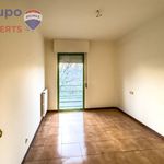 Rent 3 bedroom house of 92 m² in Villafranca del Bierzo
