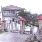 Rent 4 bedroom house of 2000 m² in Camariñas