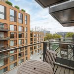 Rent 1 bedroom flat of 623 m² in London