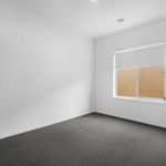 Rent 4 bedroom house of 489 m² in Ballarat