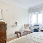 Rent a room of 240 m² in Lisboa