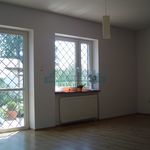 Wynajmij 4 sypialnię dom z 160 m² w Piaseczno