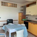 Affitto 2 camera appartamento di 85 m² in Alassio