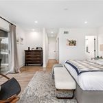 4 bedroom apartment of 177 m² in Newport Beach