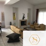 Rent 3 bedroom house of 220 m² in Glyfada