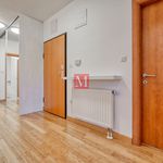 Rent 3 bedroom apartment of 10979 m² in Vrhovec
