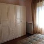Affitto 4 camera appartamento di 75 m² in Padua