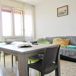 Affitto 2 camera appartamento di 85 m² in Desenzano del Garda