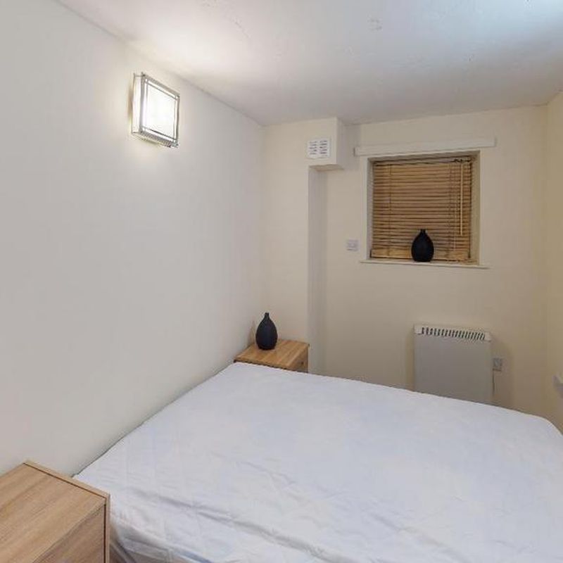 2 bedroom flat to rent Farringdon Park